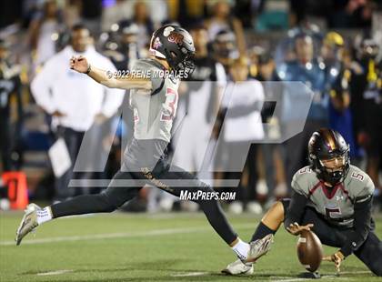 Thumbnail 3 in Downey vs Warren photogallery.