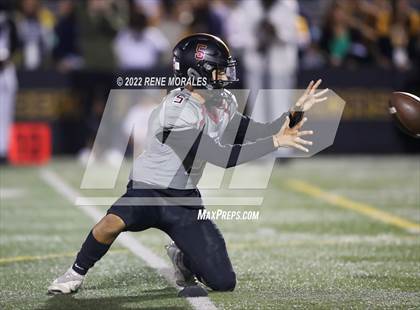Thumbnail 3 in Downey vs Warren photogallery.