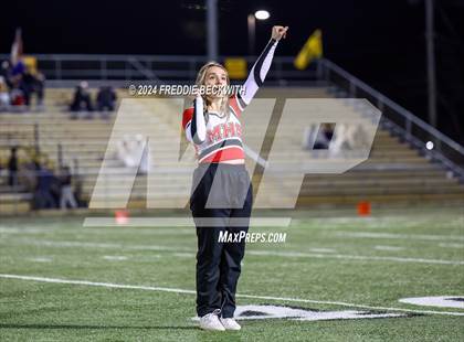 Thumbnail 3 in Collinsville vs. Muenster (UIL 2A DII Regional Final) photogallery.