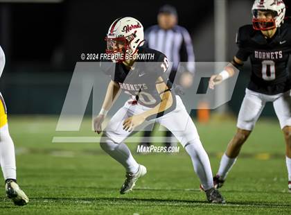 Thumbnail 2 in Collinsville vs. Muenster (UIL 2A DII Regional Final) photogallery.