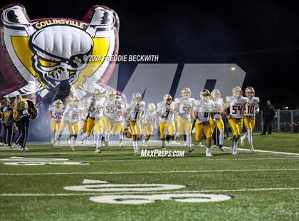 Thumbnail 3 in Collinsville vs. Muenster (UIL 2A DII Regional Final) photogallery.