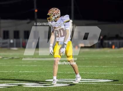 Thumbnail 1 in Collinsville vs. Muenster (UIL 2A DII Regional Final) photogallery.