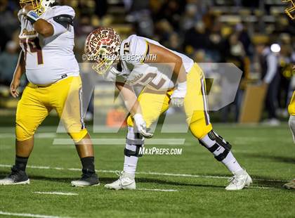 Thumbnail 3 in Collinsville vs. Muenster (UIL 2A DII Regional Final) photogallery.