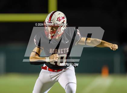 Thumbnail 3 in Collinsville vs. Muenster (UIL 2A DII Regional Final) photogallery.