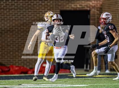 Thumbnail 1 in Collinsville vs. Muenster (UIL 2A DII Regional Final) photogallery.