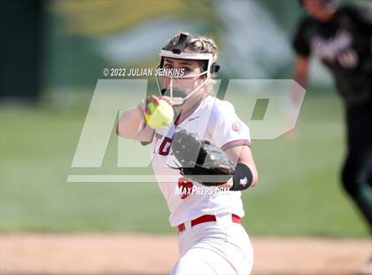 Thumbnail 2 in Eagle @ Owyhee (IHSAA 5A District III Final) photogallery.