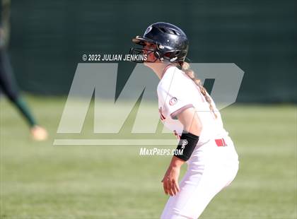 Thumbnail 1 in Eagle @ Owyhee (IHSAA 5A District III Final) photogallery.