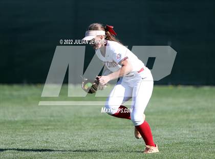 Thumbnail 2 in Eagle @ Owyhee (IHSAA 5A District III Final) photogallery.