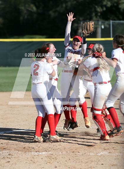 Thumbnail 3 in Eagle @ Owyhee (IHSAA 5A District III Final) photogallery.