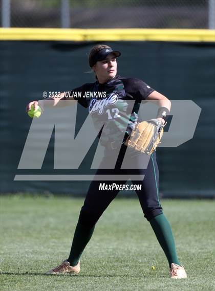 Thumbnail 2 in Eagle @ Owyhee (IHSAA 5A District III Final) photogallery.
