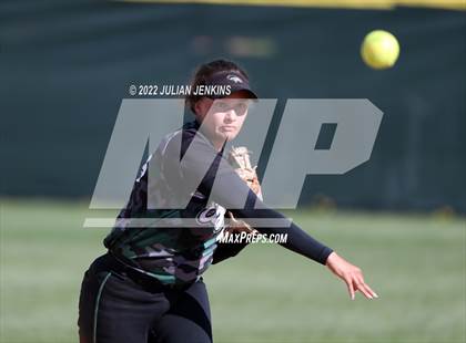 Thumbnail 3 in Eagle @ Owyhee (IHSAA 5A District III Final) photogallery.