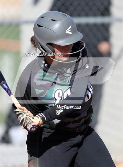 Thumbnail 3 in Eagle @ Owyhee (IHSAA 5A District III Final) photogallery.