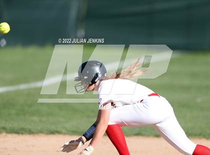 Thumbnail 2 in Eagle @ Owyhee (IHSAA 5A District III Final) photogallery.