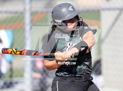 Thumbnail 1 in Eagle @ Owyhee (IHSAA 5A District III Final) photogallery.