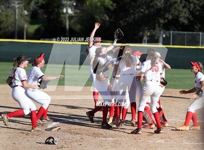 Thumbnail 2 in Eagle @ Owyhee (IHSAA 5A District III Final) photogallery.