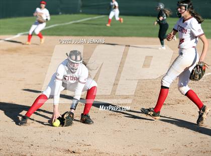 Thumbnail 1 in Eagle @ Owyhee (IHSAA 5A District III Final) photogallery.