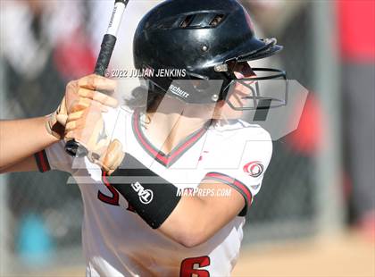 Thumbnail 3 in Eagle @ Owyhee (IHSAA 5A District III Final) photogallery.