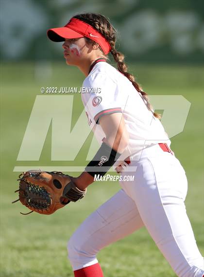 Thumbnail 1 in Eagle @ Owyhee (IHSAA 5A District III Final) photogallery.