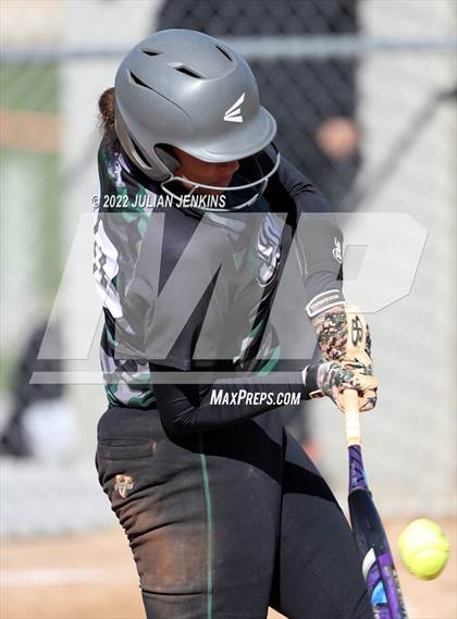Thumbnail 1 in Eagle @ Owyhee (IHSAA 5A District III Final) photogallery.