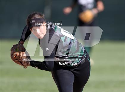 Thumbnail 2 in Eagle @ Owyhee (IHSAA 5A District III Final) photogallery.
