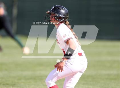 Thumbnail 2 in Eagle @ Owyhee (IHSAA 5A District III Final) photogallery.
