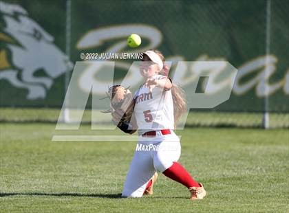 Thumbnail 1 in Eagle @ Owyhee (IHSAA 5A District III Final) photogallery.