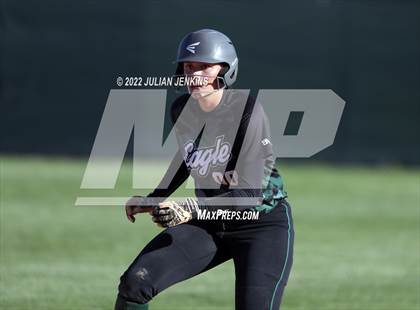 Thumbnail 1 in Eagle @ Owyhee (IHSAA 5A District III Final) photogallery.