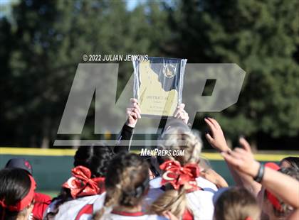 Thumbnail 3 in Eagle @ Owyhee (IHSAA 5A District III Final) photogallery.