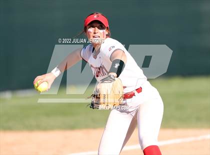 Thumbnail 2 in Eagle @ Owyhee (IHSAA 5A District III Final) photogallery.
