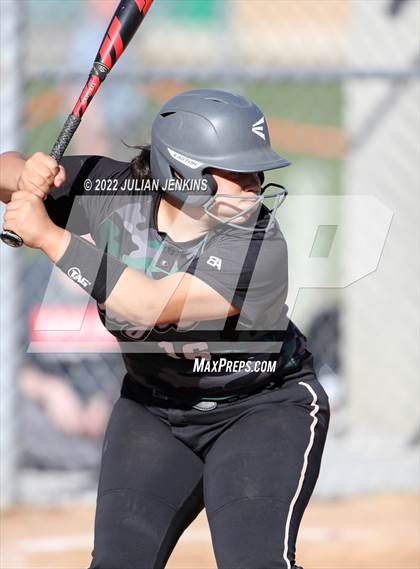 Thumbnail 1 in Eagle @ Owyhee (IHSAA 5A District III Final) photogallery.