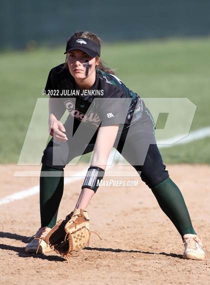Thumbnail 1 in Eagle @ Owyhee (IHSAA 5A District III Final) photogallery.