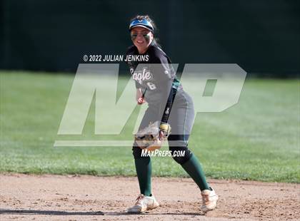 Thumbnail 2 in Eagle @ Owyhee (IHSAA 5A District III Final) photogallery.
