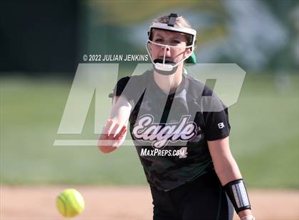 Thumbnail 2 in Eagle @ Owyhee (IHSAA 5A District III Final) photogallery.
