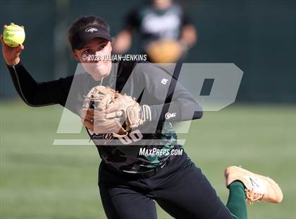 Thumbnail 3 in Eagle @ Owyhee (IHSAA 5A District III Final) photogallery.