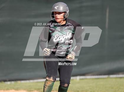 Thumbnail 2 in Eagle @ Owyhee (IHSAA 5A District III Final) photogallery.