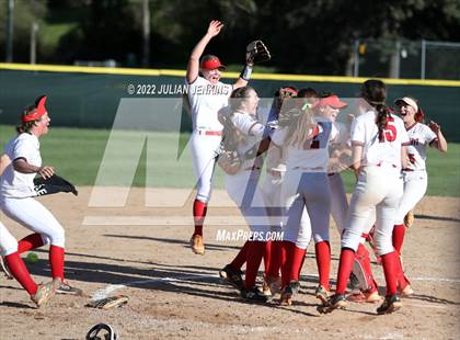 Thumbnail 1 in Eagle @ Owyhee (IHSAA 5A District III Final) photogallery.