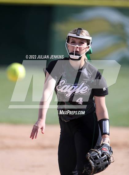 Thumbnail 3 in Eagle @ Owyhee (IHSAA 5A District III Final) photogallery.