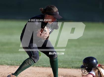 Thumbnail 2 in Eagle @ Owyhee (IHSAA 5A District III Final) photogallery.