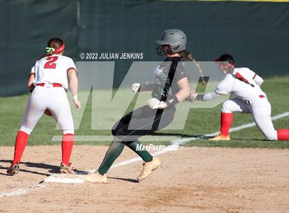 Thumbnail 2 in Eagle @ Owyhee (IHSAA 5A District III Final) photogallery.
