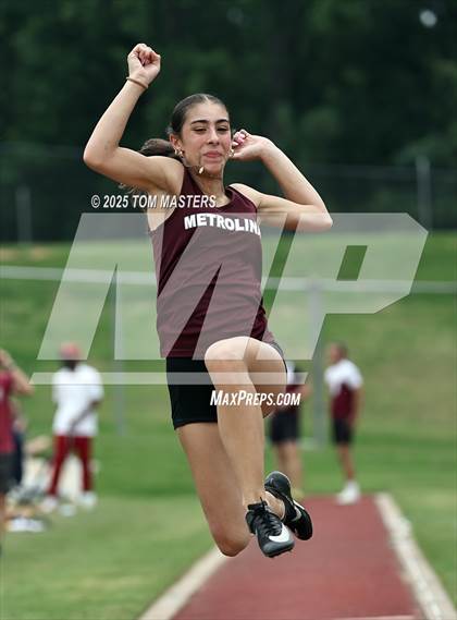 Thumbnail 3 in NCISAA D1 Championship (Long Jump) photogallery.