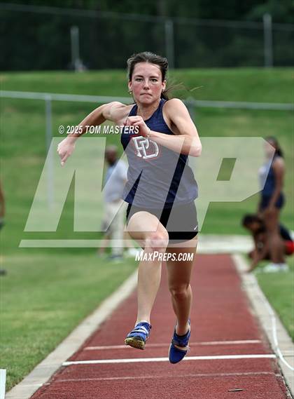 Thumbnail 2 in NCISAA D1 Championship (Long Jump) photogallery.