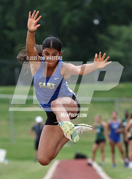Thumbnail 3 in NCISAA D1 Championship (Long Jump) photogallery.