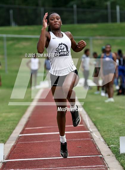 Thumbnail 1 in NCISAA D1 Championship (Long Jump) photogallery.