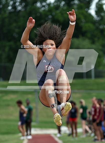Thumbnail 3 in NCISAA D1 Championship (Long Jump) photogallery.