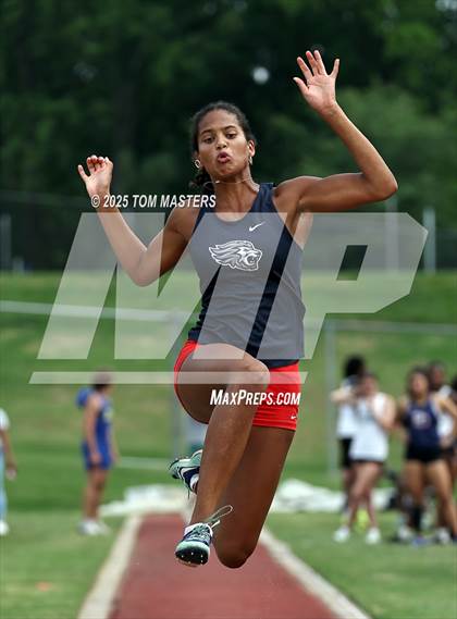 Thumbnail 1 in NCISAA D1 Championship (Long Jump) photogallery.