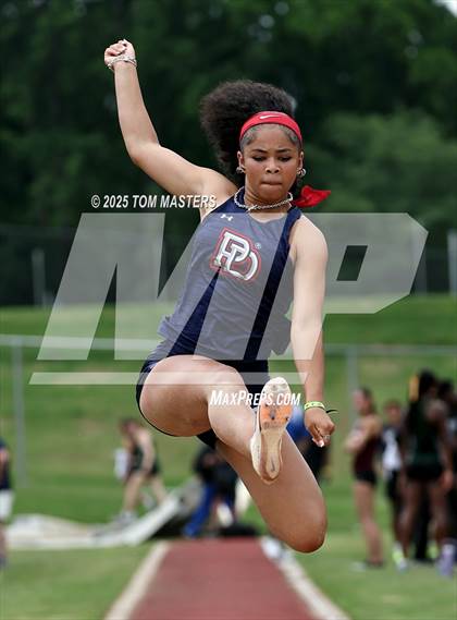 Thumbnail 2 in NCISAA D1 Championship (Long Jump) photogallery.