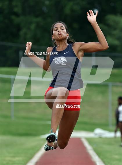 Thumbnail 1 in NCISAA D1 Championship (Long Jump) photogallery.
