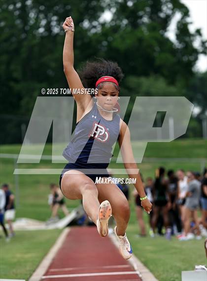 Thumbnail 3 in NCISAA D1 Championship (Long Jump) photogallery.