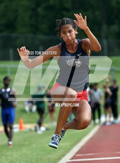 Thumbnail 1 in NCISAA D1 Championship (Long Jump) photogallery.