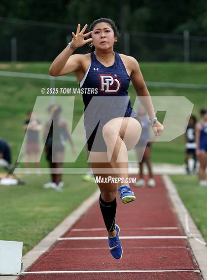 Thumbnail 2 in NCISAA D1 Championship (Long Jump) photogallery.